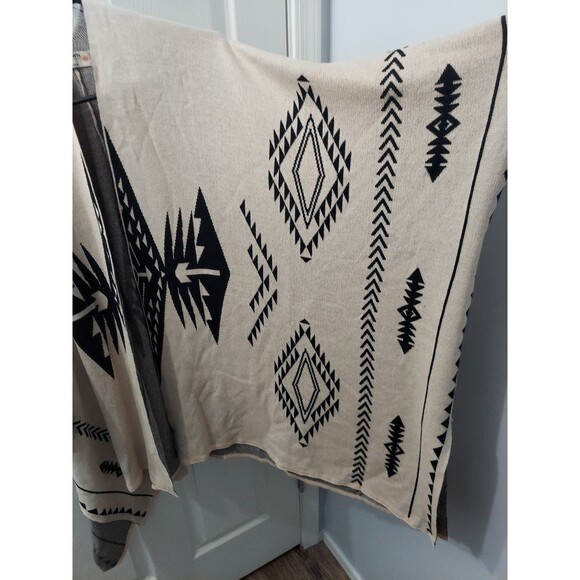 Ruff Hewn Women's Aztec Southwestern Poncho Beige Black Cotton One size - Picture 4 of 7